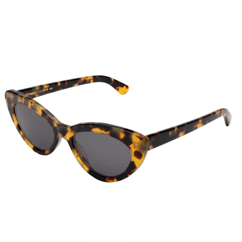 illesteva Pamela Tortoise Sunglasses